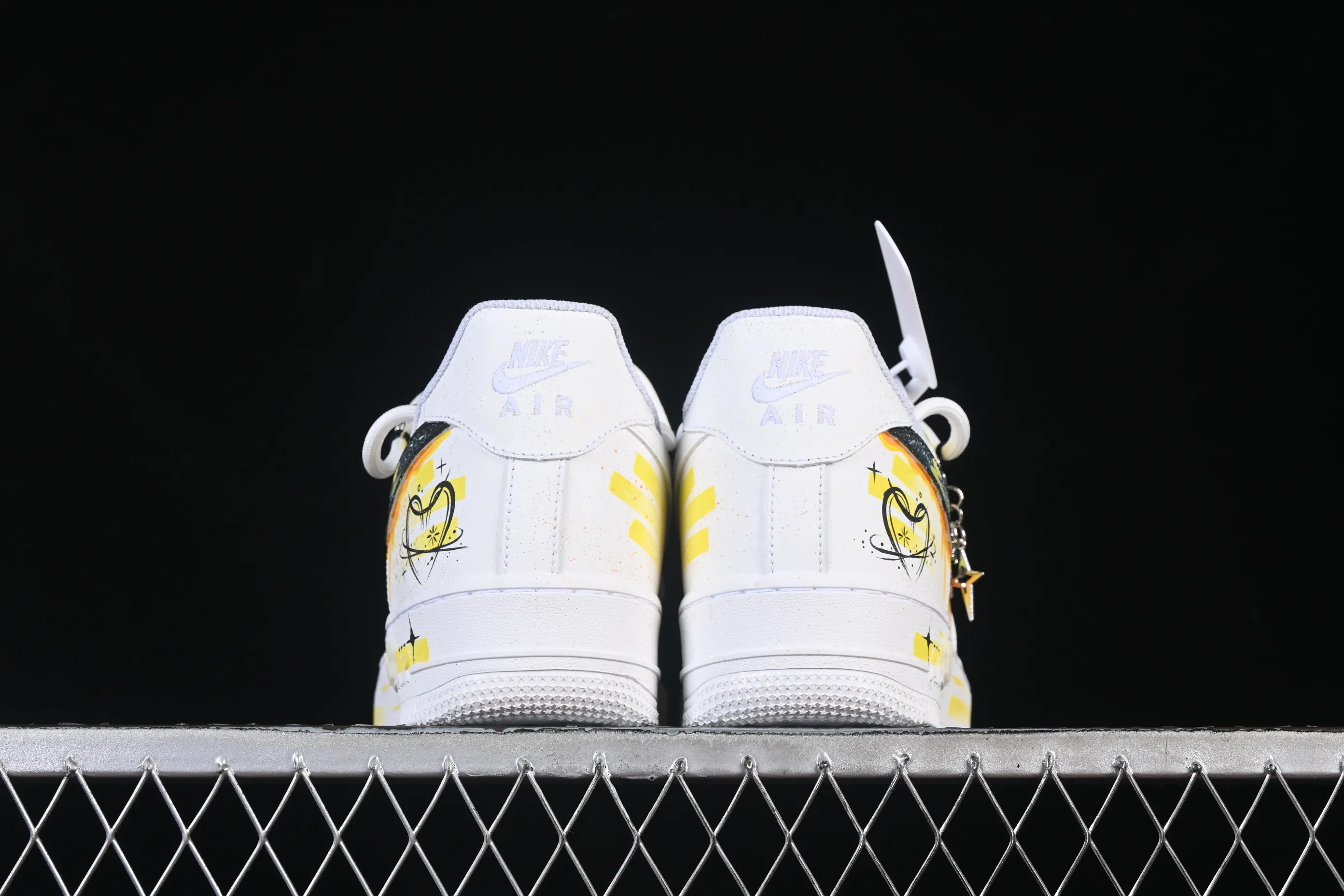 All Categories Nk Air Force 1 Air Force Series Nk Air Force 1 Low Air Force Low Nike Air Force 1'07 Low "Taurus" Hand-painted Graffiti Twelve Constellation Series Taurus Air Force 1 Low-top Casual Shoes Constellation 420-520